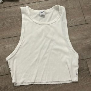 Aritzia TNA tank